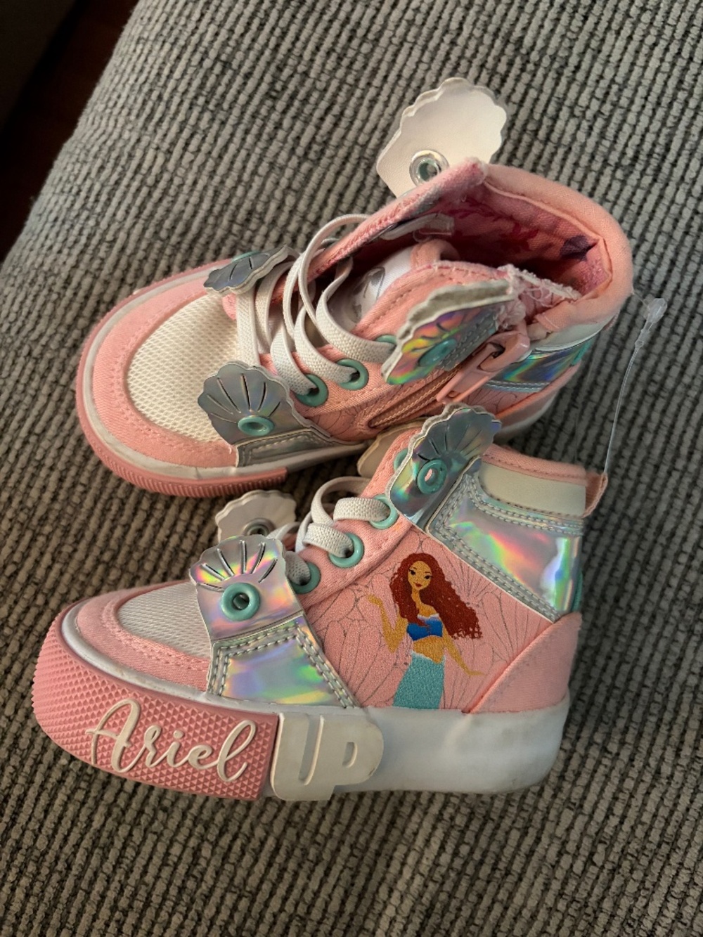 Ariel Sneakers